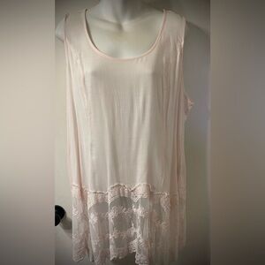 Torrid Light Pink Tank with Lace Bottom NWT Size 1 #70
